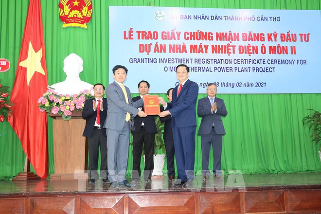 芹苴市向二号乌门热电厂建设项目颁发投资许可证 ảnh 1 芹苴市向二号乌门热电厂建设项目颁发投资许可证 ảnh 1