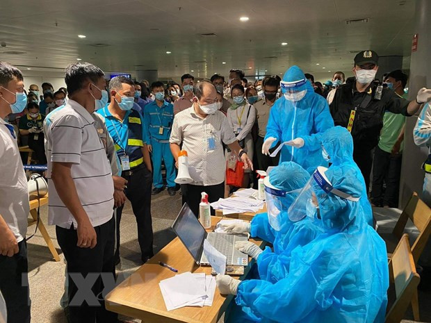 新冠肺炎疫情:胡志明市新山一机场新增2例新冠肺炎确诊病例 ảnh 2 新冠肺炎疫情:胡志明市新山一机场新增2例新冠肺炎确诊病例 ảnh 2