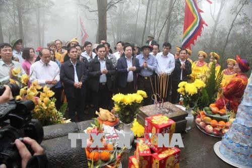 海阳省五岳山祭祀天地仪式吸引四面八方游客前来参加 ảnh 1