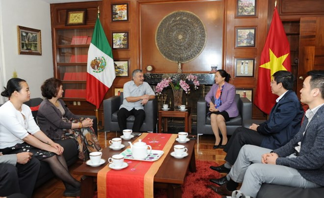 越南出席在墨西哥举行的教育工会国际第18届代表大会 ảnh 4 越南出席在墨西哥举行的教育工会国际第18届代表大会 ảnh 4