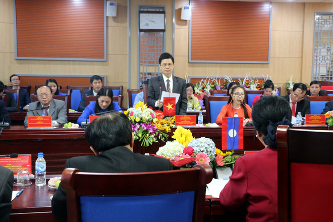 老挝国会民族委员会访问越南乂安省 ảnh 2 老挝国会民族委员会访问越南乂安省 ảnh 2