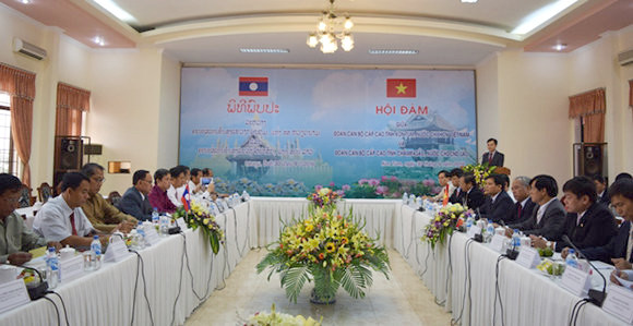 越南昆嵩省与老挝占巴塞省加强投资合作 ảnh 1 越南昆嵩省与老挝占巴塞省加强投资合作 ảnh 1