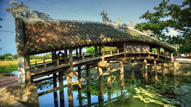 2017年上半年承天顺化省接待国际游客量41.45万人次 ảnh 1 2017年上半年承天顺化省接待国际游客量41.45万人次 ảnh 1