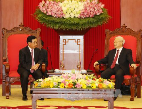 越南党和国家领导人分别会见老挝国家副主席潘坎•维帕万 ảnh 3 越南党和国家领导人分别会见老挝国家副主席潘坎•维帕万 ảnh 3