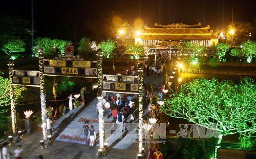 顺化皇宫是越南7大最佳旅游景点之一 ảnh 1 顺化皇宫是越南7大最佳旅游景点之一 ảnh 1