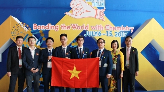 越南学生在2017年国际化学奥林匹克竞赛中获得有史以来最佳成绩 ảnh 1