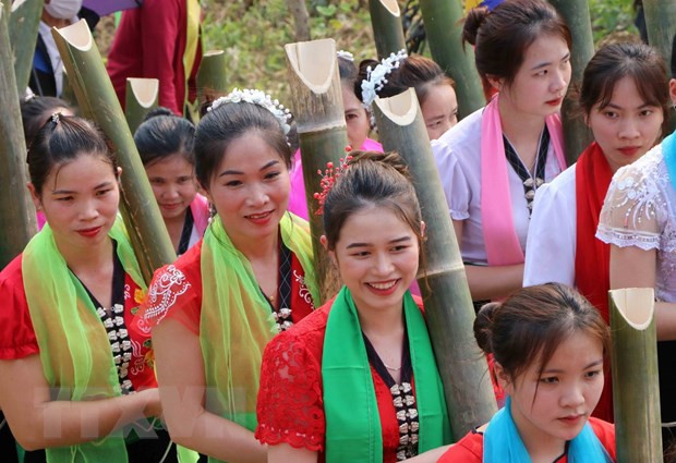 新年洗头节——莱州省白泰族同胞的文化之美 ảnh 2 新年洗头节——莱州省白泰族同胞的文化之美 ảnh 2