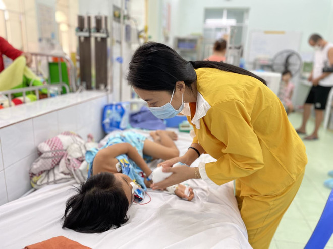 5月20日越南新增确诊病例1587例 5-12岁人群接种量超325万剂次 ảnh 2 5月20日越南新增确诊病例1587例 5-12岁人群接种量超325万剂次 ảnh 2