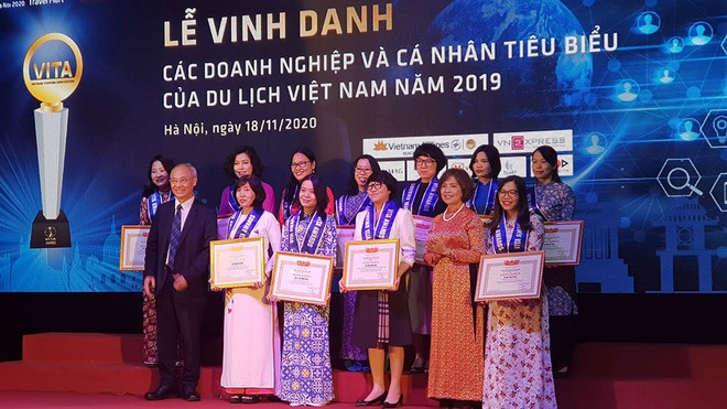 2019年越南旅游模范企业和个人荣获表彰 ảnh 1 2019年越南旅游模范企业和个人荣获表彰 ảnh 1