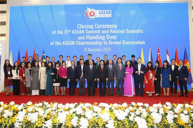 ASEAN 2020:彰显团结、自强的力量和灵活适应各种挑战的能力 ảnh 3 ASEAN 2020:彰显团结、自强的力量和灵活适应各种挑战的能力 ảnh 3