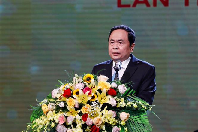 第十四次“致力于民族大团结事业”新闻奖颁奖仪式在河内举行 越通社共获4个奖项 ảnh 2