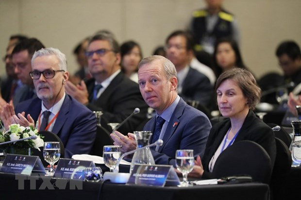 第12次东海国际学术研讨会: 为东海的和平与合作作出贡献 ảnh 3 第12次东海国际学术研讨会: 为东海的和平与合作作出贡献 ảnh 3