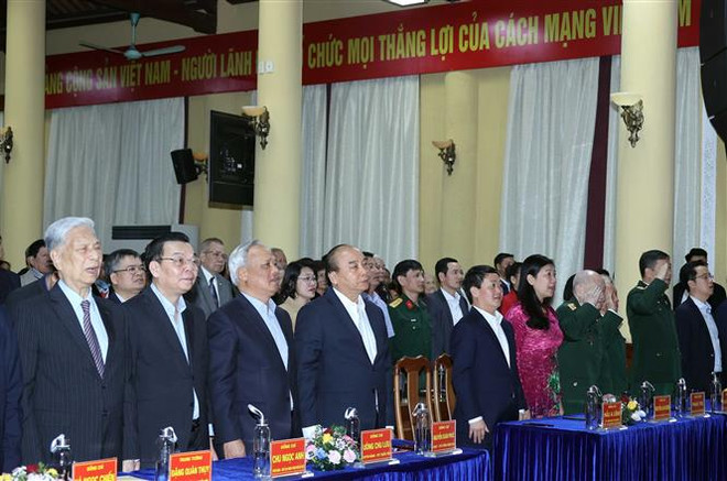 越南政府总理阮春福出席河内市奠边坊全民族大团结日活动 ảnh 1 越南政府总理阮春福出席河内市奠边坊全民族大团结日活动 ảnh 1