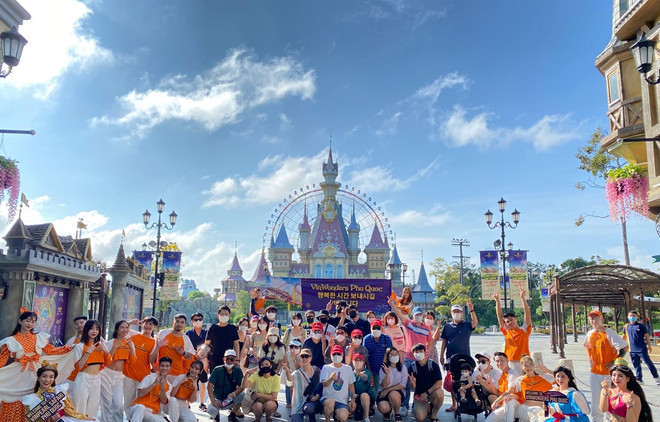 2022年春节也是旅游企业开启新的旅游旺季的契机 ảnh 1