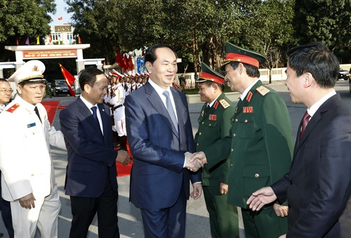 越南国家主席陈大光:清化省应不断增强国防实力 ảnh 1 越南国家主席陈大光:清化省应不断增强国防实力 ảnh 1