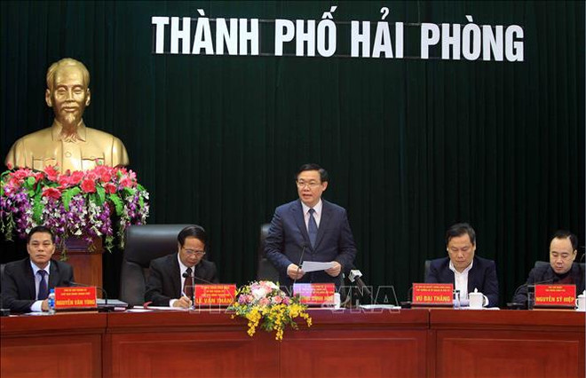 政府副总理王廷惠莅临海防和北宁考察当地吸引外资情况 ảnh 2 政府副总理王廷惠莅临海防和北宁考察当地吸引外资情况 ảnh 2