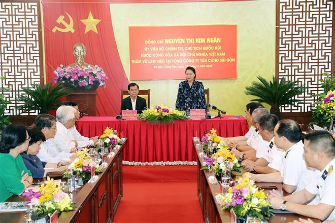 国会主席阮氏金银莅临巴地头顿省调研指导工作 ảnh 2 国会主席阮氏金银莅临巴地头顿省调研指导工作 ảnh 2