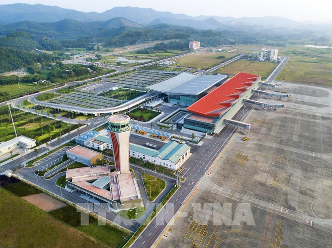 云屯-岘港航线于7月30日重新开航 ảnh 1