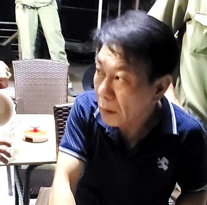 越南公安摧毁跨国贩毒团伙 头目为韩国人 ảnh 1