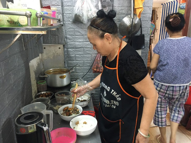 品尝征服国际食客并入选亚洲最佳食品的越式蟹汤米线 ảnh 1 品尝征服国际食客并入选亚洲最佳食品的越式蟹汤米线 ảnh 1