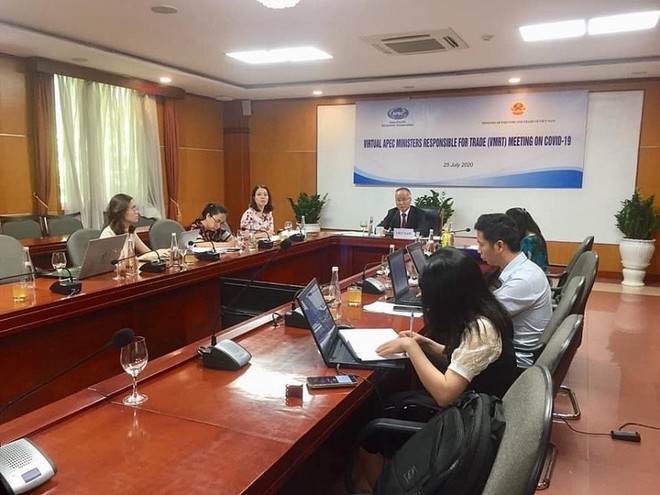 越南工贸部副部长陈国庆出席APEC贸易部长抗击新冠肺炎疫情视频会议 ảnh 1 越南工贸部副部长陈国庆出席APEC贸易部长抗击新冠肺炎疫情视频会议 ảnh 1