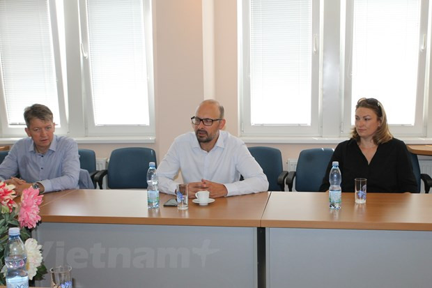 旅居捷克越南人社群为当地社会作出积极贡献 ảnh 1