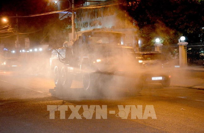 新冠肺炎疫情:立即开展追溯追踪 彻底处理广义、岘港疫点疫区 ảnh 1 新冠肺炎疫情:立即开展追溯追踪 彻底处理广义、岘港疫点疫区 ảnh 1