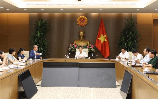 各国际组织高度评价越南组织航班将劳动人员接回国的人道主义政策 ảnh 1 各国际组织高度评价越南组织航班将劳动人员接回国的人道主义政策 ảnh 1