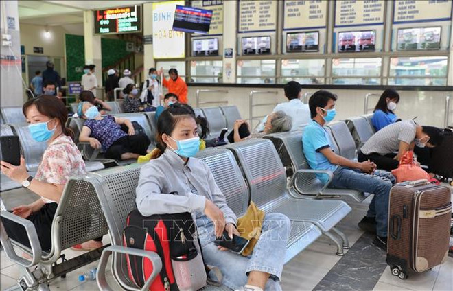 新冠肺炎疫情:河内市尽快追踪并对从岘港回来、与确诊病例有关的人员进行检测并隔离 ảnh 1 新冠肺炎疫情:河内市尽快追踪并对从岘港回来、与确诊病例有关的人员进行检测并隔离 ảnh 1