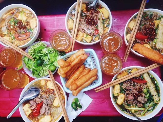 品尝征服国际食客并入选亚洲最佳食品的越式蟹汤米线 ảnh 2 品尝征服国际食客并入选亚洲最佳食品的越式蟹汤米线 ảnh 2