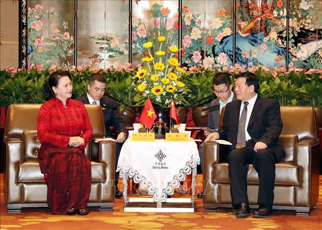 越南国会主席阮氏金银会见中国江苏省省委书记 ảnh 1 越南国会主席阮氏金银会见中国江苏省省委书记 ảnh 1