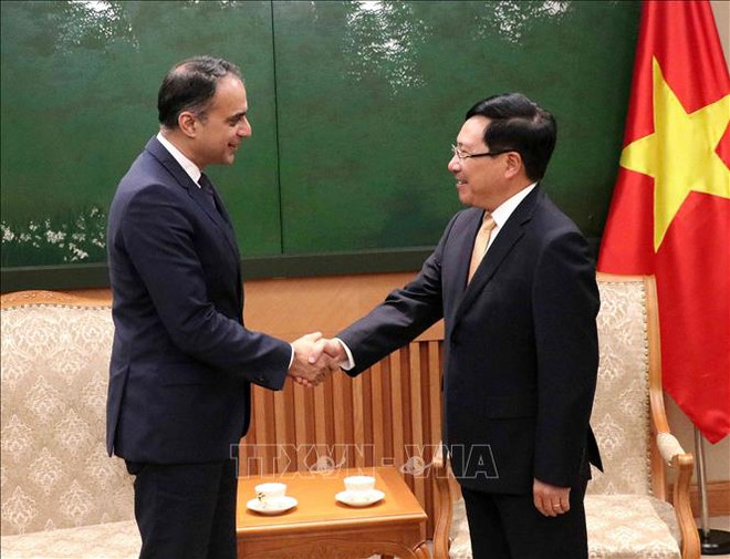 越南政府副总理兼外交部长范平明会见亚洲开发银行副行长赛义德 ảnh 1 越南政府副总理兼外交部长范平明会见亚洲开发银行副行长赛义德 ảnh 1