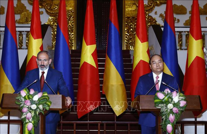 政府总理阮春福与亚美尼亚总理帕希尼扬举行会谈 ảnh 3 政府总理阮春福与亚美尼亚总理帕希尼扬举行会谈 ảnh 3