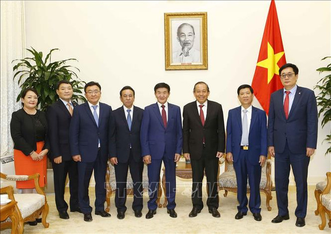 张和平会见蒙古国法律和内务部长尼亚木道尔吉 ảnh 2 张和平会见蒙古国法律和内务部长尼亚木道尔吉 ảnh 2