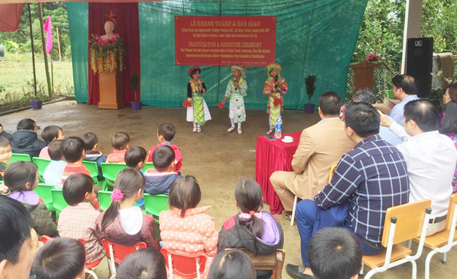 由阿塞拜疆援建的河江省学校落成 ảnh 2