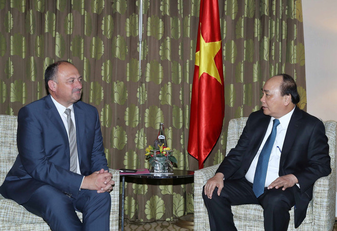 政府总理阮春福会见法兰德斯大区政府首席大臣 ảnh 2 政府总理阮春福会见法兰德斯大区政府首席大臣 ảnh 2