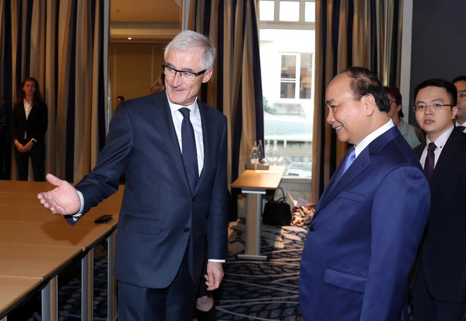 政府总理阮春福会见法兰德斯大区政府首席大臣 ảnh 1 政府总理阮春福会见法兰德斯大区政府首席大臣 ảnh 1