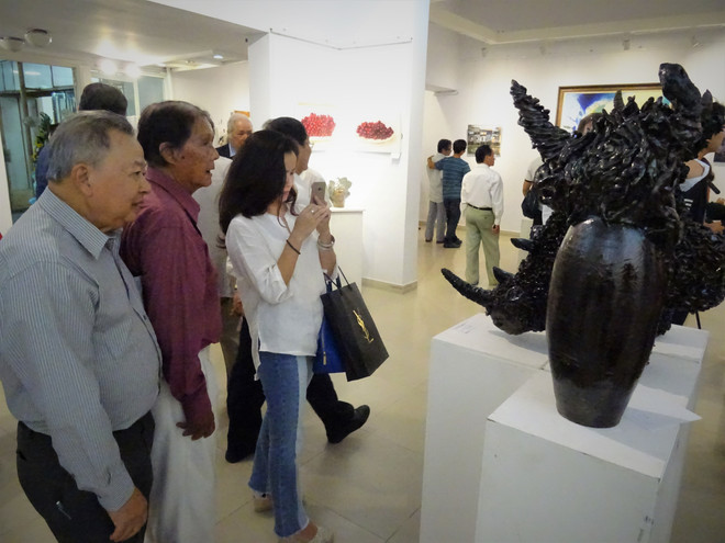 越法友好美术展在胡志明市举行 ảnh 1 越法友好美术展在胡志明市举行 ảnh 1