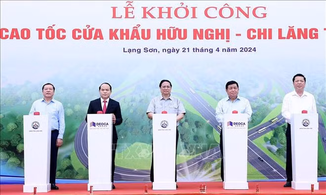 越南政府总理范明政下达开工令 动工兴建南北高速公路东段最后一个项目的建设 ảnh 1