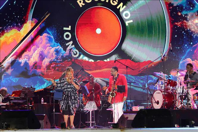 2024年第一届芽庄国际爵士音乐节启幕 ảnh 2 2024年第一届芽庄国际爵士音乐节启幕 ảnh 2