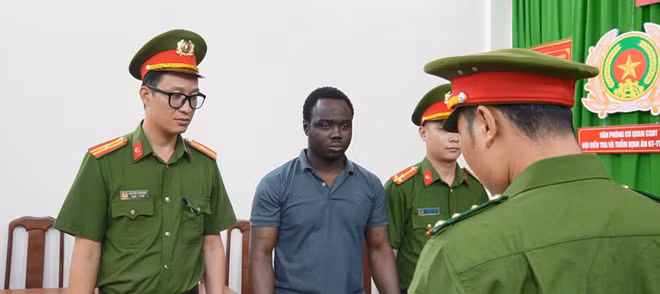 胡志明市警方破获一起特大洗钱案 ảnh 1