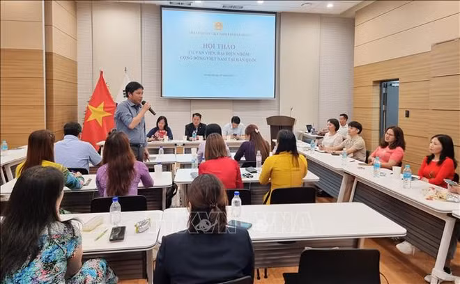 韩国越南劳工咨询员研讨会 协助越南劳工稳定生活 ảnh 1 韩国越南劳工咨询员研讨会 协助越南劳工稳定生活 ảnh 1