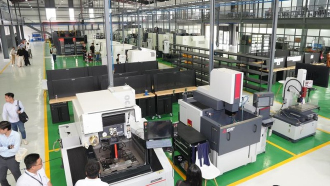 越南平阳省:决定设立越南-新加坡革新创新中心 ảnh 2 越南平阳省:决定设立越南-新加坡革新创新中心 ảnh 2