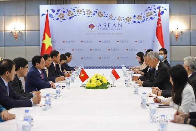 越南驻新加坡大使梅福勇:李显龙总理之访有助于推动越新战略伙伴关系发展 ảnh 2 越南驻新加坡大使梅福勇:李显龙总理之访有助于推动越新战略伙伴关系发展 ảnh 2