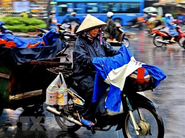 从5月9日至11日南中部、西原和南部出现下大雨天气 ảnh 1