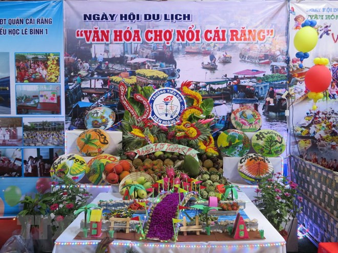 “盖朗水上市场文化”旅游节:芹苴市旅游的亮点 ảnh 1 “盖朗水上市场文化”旅游节:芹苴市旅游的亮点 ảnh 1