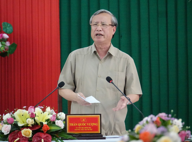 广义省集中精力胜利落实越共十二大决议 ảnh 1 广义省集中精力胜利落实越共十二大决议 ảnh 1