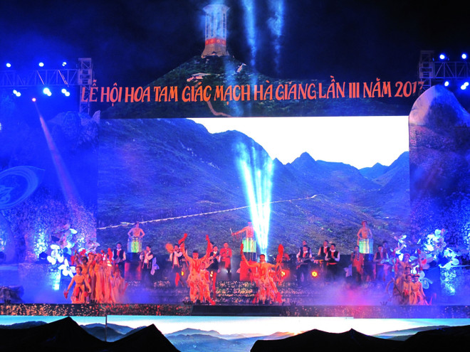 2017年河江省荞麦花节:弘扬岩石高原文化价值 ảnh 1 2017年河江省荞麦花节:弘扬岩石高原文化价值 ảnh 1