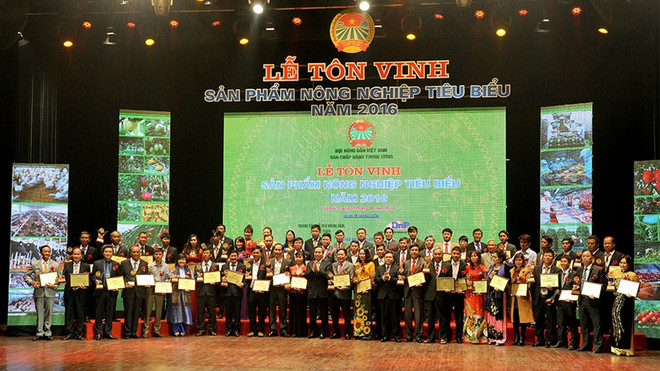 越南优特农产品表彰会在河内举行 ảnh 1