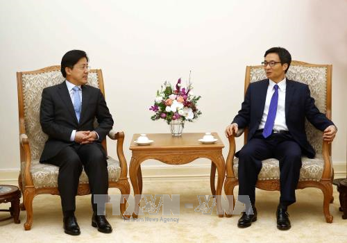 政府副总理武德儋会见韩国学者代表团 ảnh 1 政府副总理武德儋会见韩国学者代表团 ảnh 1